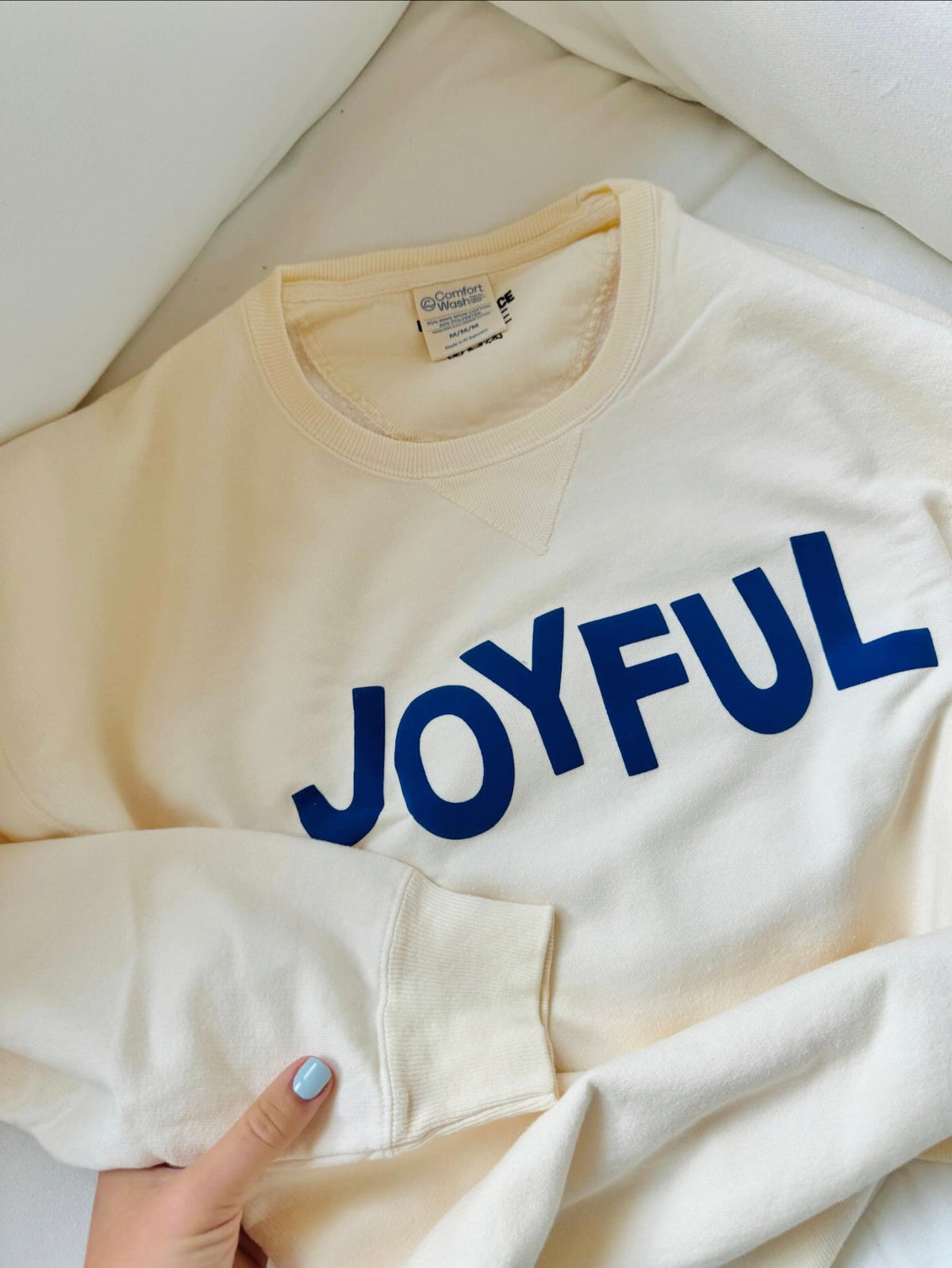 JOYFUL Sweatshirt