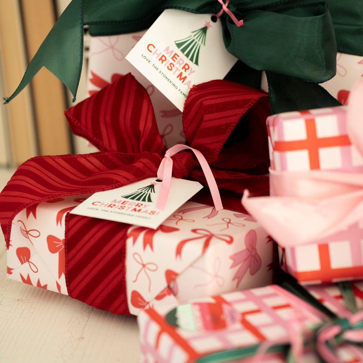 JCS x @nashvilletash Holiday Bows Gift Wrap Sheets
